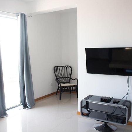 Beautiful And Brand New 2 Bedrooms Apartment/ Magnifico E Novo Apartamento T2 Praia Kültér fotó