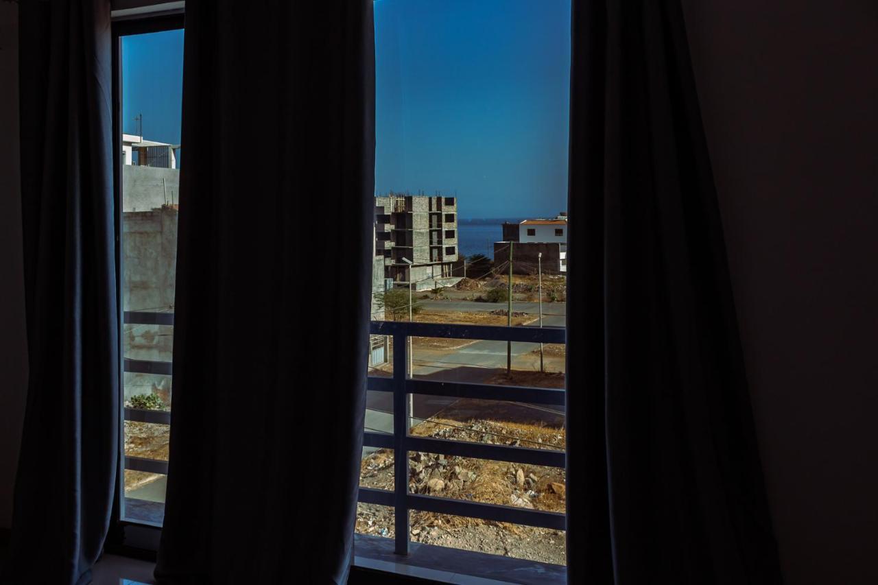 Beautiful And Brand New 2 Bedrooms Apartment/ Magnifico E Novo Apartamento T2 Praia Kültér fotó